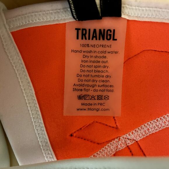 Triangl Dree Bikini Top Floral Embroideredy Cup Adjustable Straps White XS - Picture 4 of 5